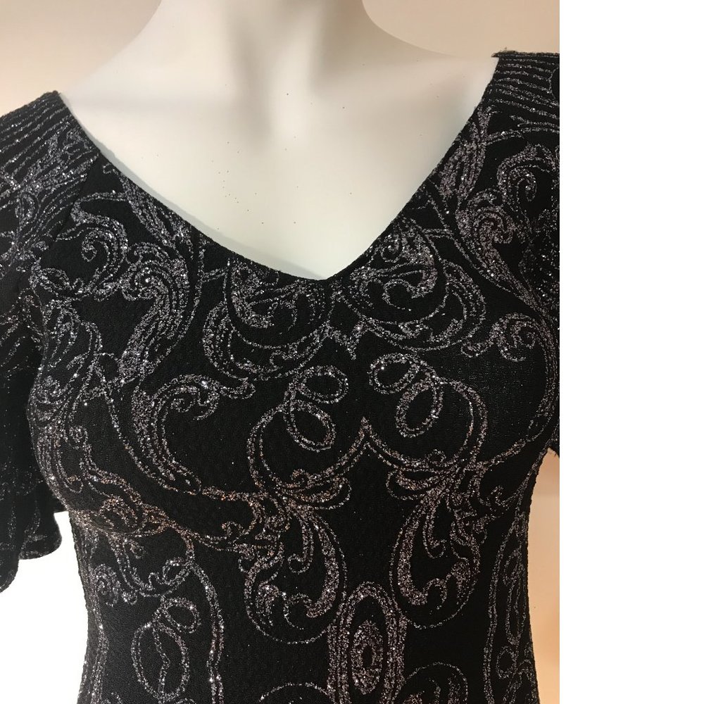 NEW Le Chateau black silver shiny sparkly glitter swirl v-neck top blouse NWT